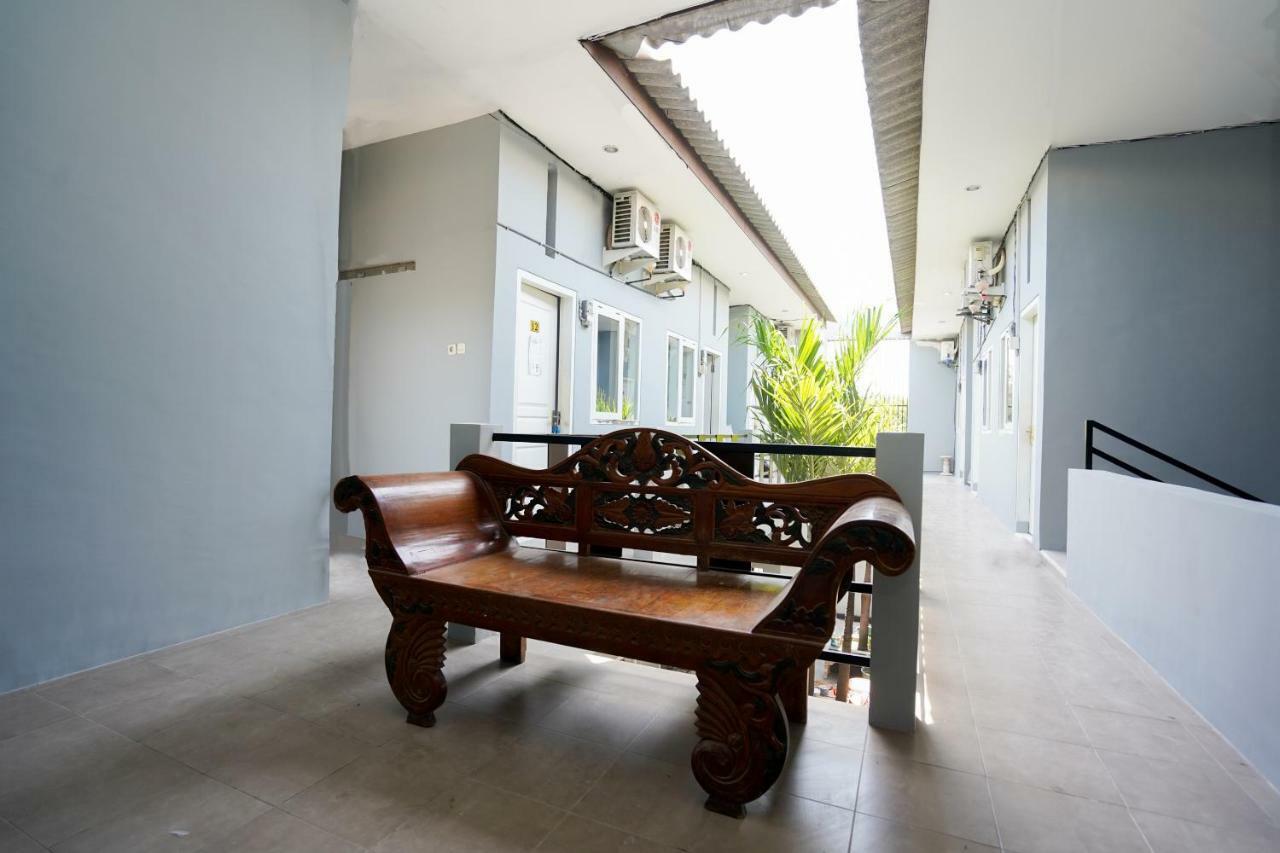 Oyo 1316 Mentari Family Homestay Probolinggo Kültér fotó